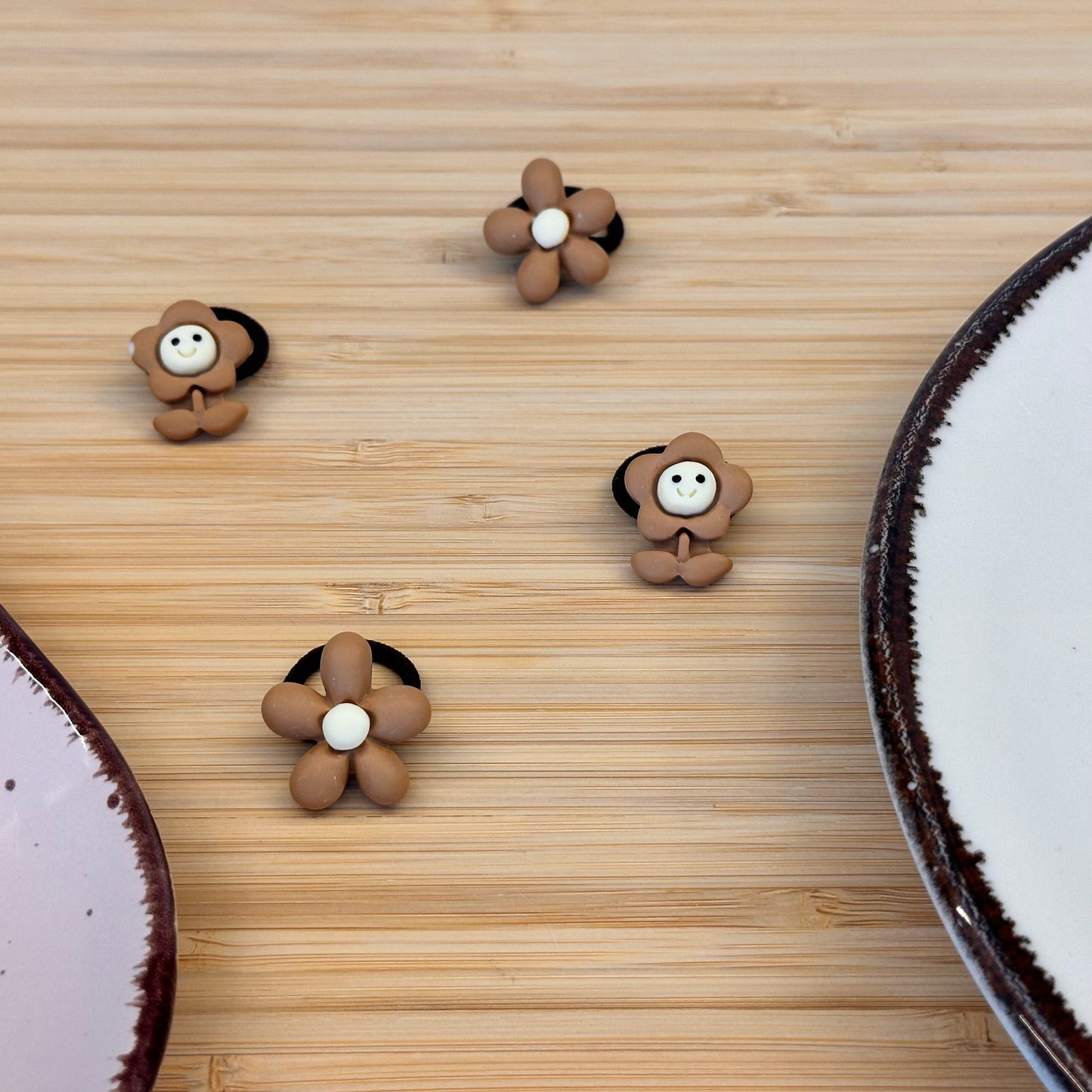 Žaismingos vaikiškos gumytės su dviem gėlytėmis