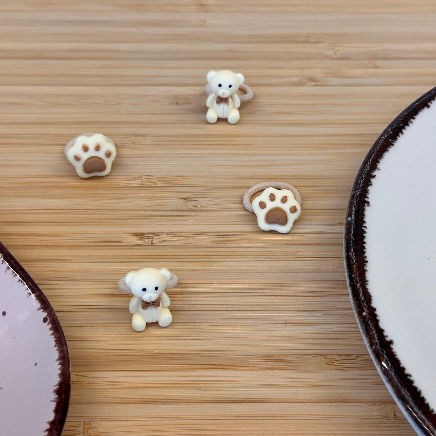 Žaismingos vaikiškos gumytės su meškiukais ir pėdutėmis - Plaukuota-gumytės