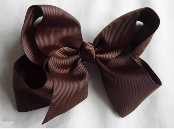 Nuostabus kaspinėliai labai tamsiai rudos spalvos