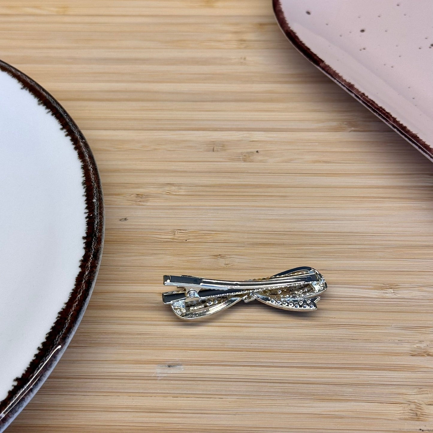 Plaukų aksesuaras segtukas blizgus kaspinėlis - Plaukuota - segtukai