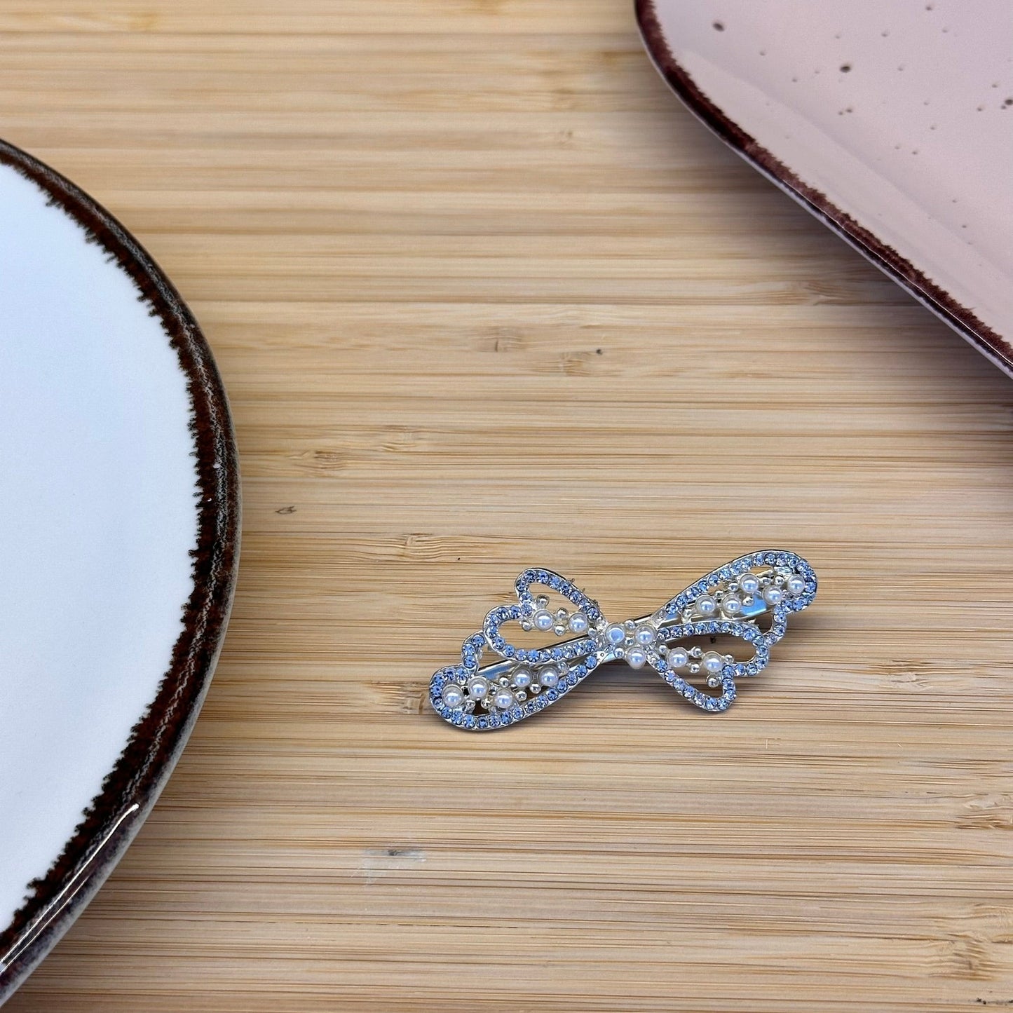 Plaukų aksesuaras segtukas dvigubas kaspinėlis - Plaukuota - segtukai