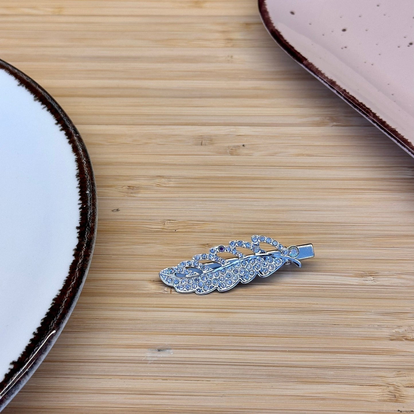 Plaukų aksesuaras segtukas lapelis - Plaukuota - segtukai