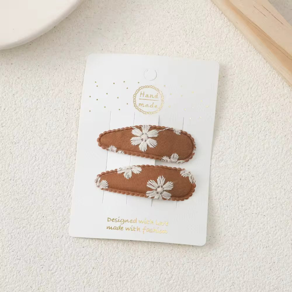 Rankų darbo rudos spalvos medžiaginiai segtukai - Plaukuota-segtukai