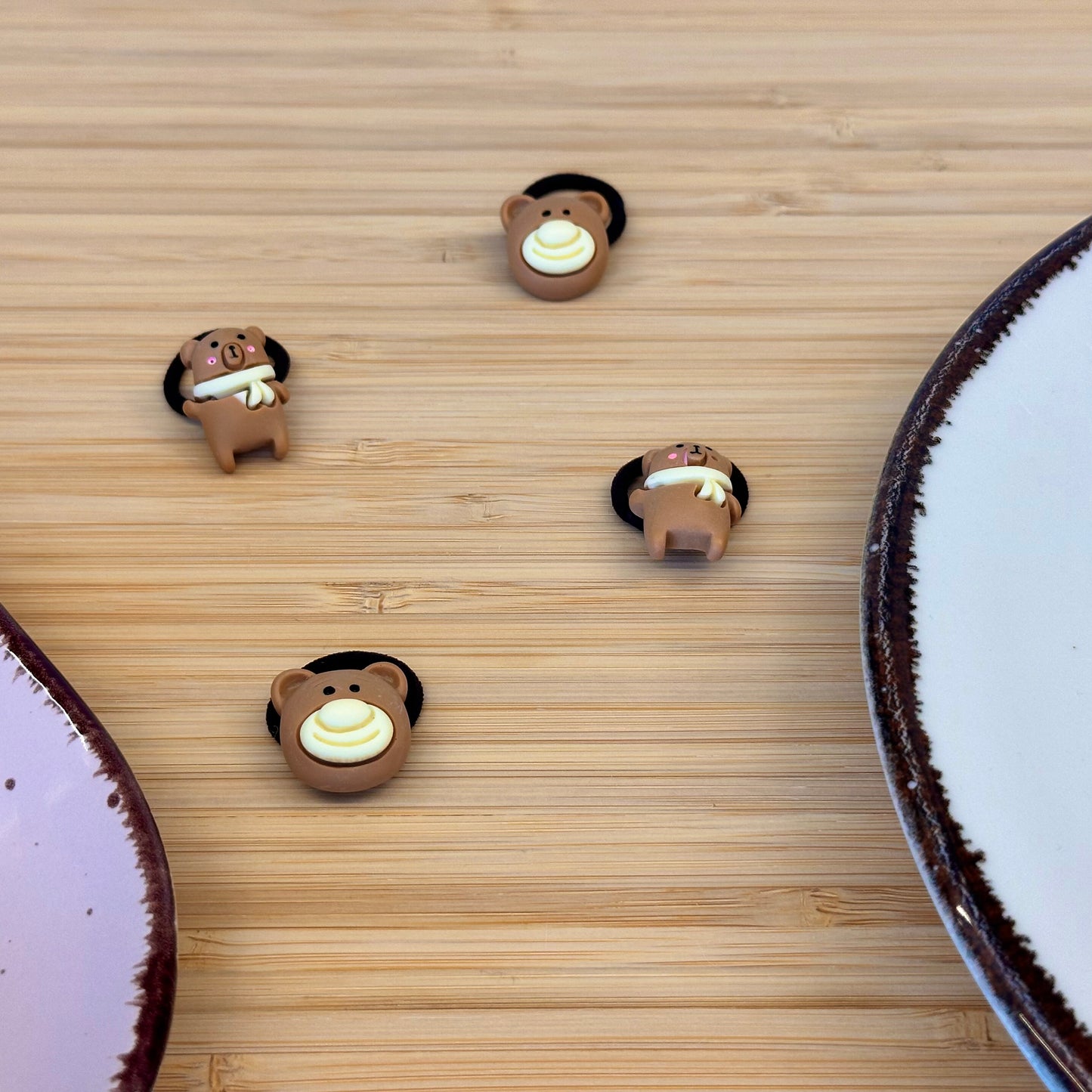 Žaismingos vaikiškos gumytės su dviem meškiukais