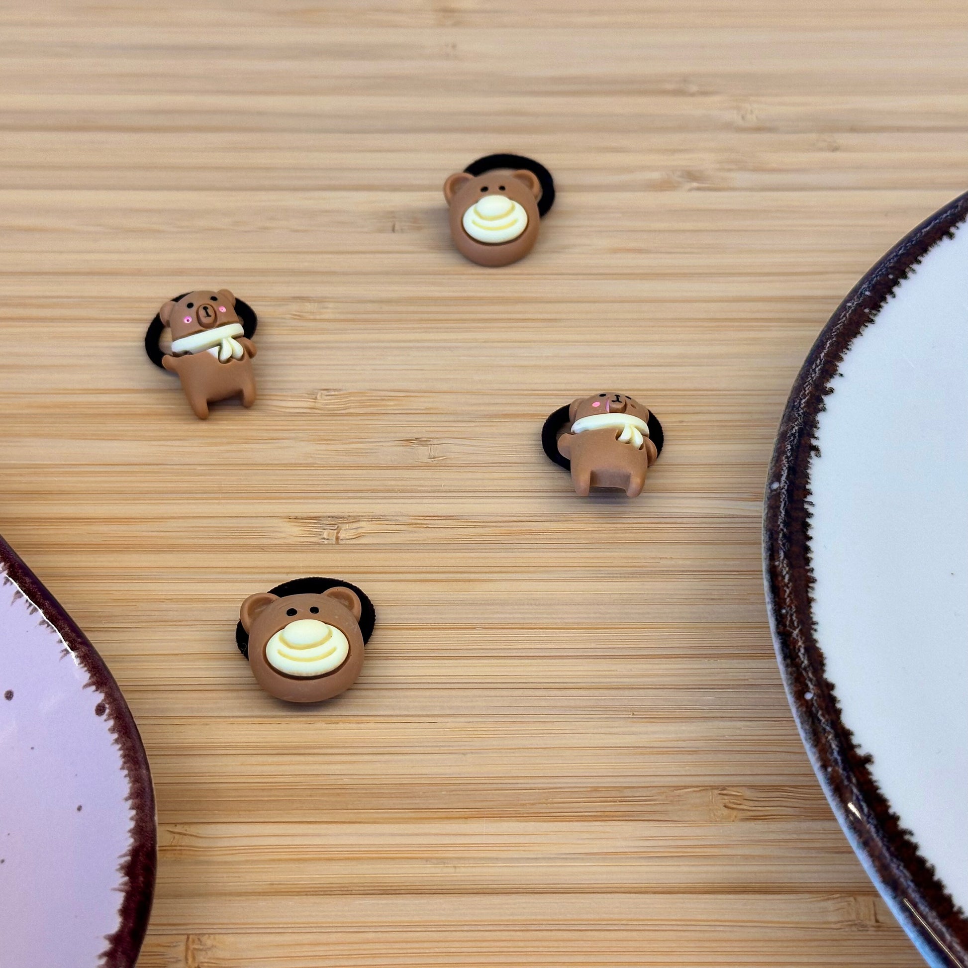 Žaismingos vaikiškos gumytės su dviem meškiukais