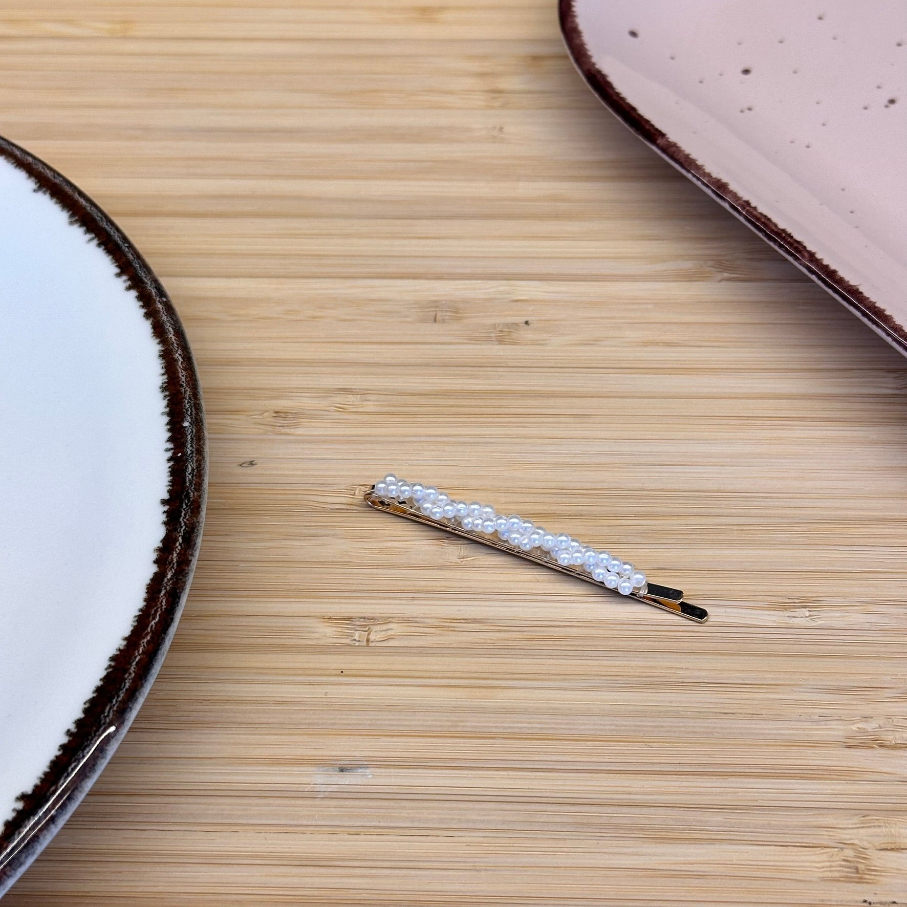 Plaukų aksesuarai su vieno dydžio dirbtinių perlų pynute - Plaukuota - segtukai