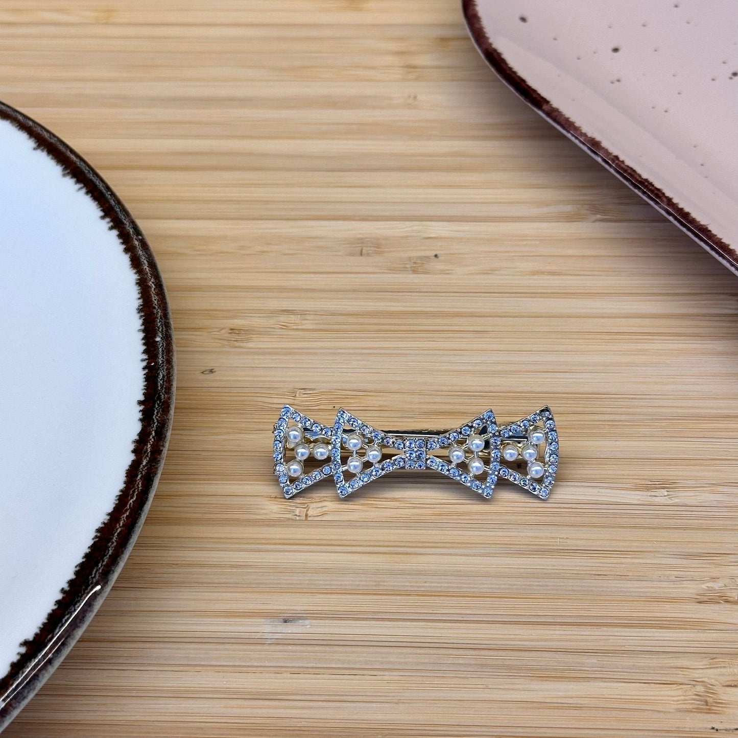 Plaukų aksesuaras segtukas dvigubas kaspinukas - Plaukuota - segtukai