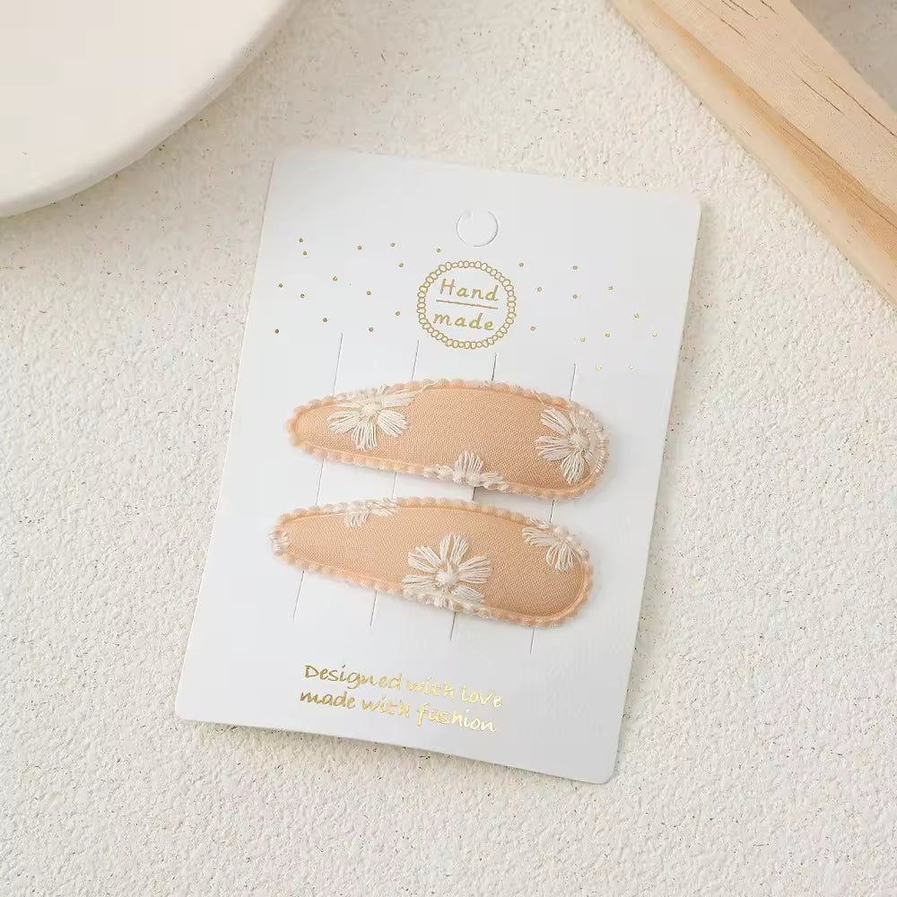 Rankų darbo medžiaginiai segtukai - Plaukuota-segtukai - šviesiai - orandžinė