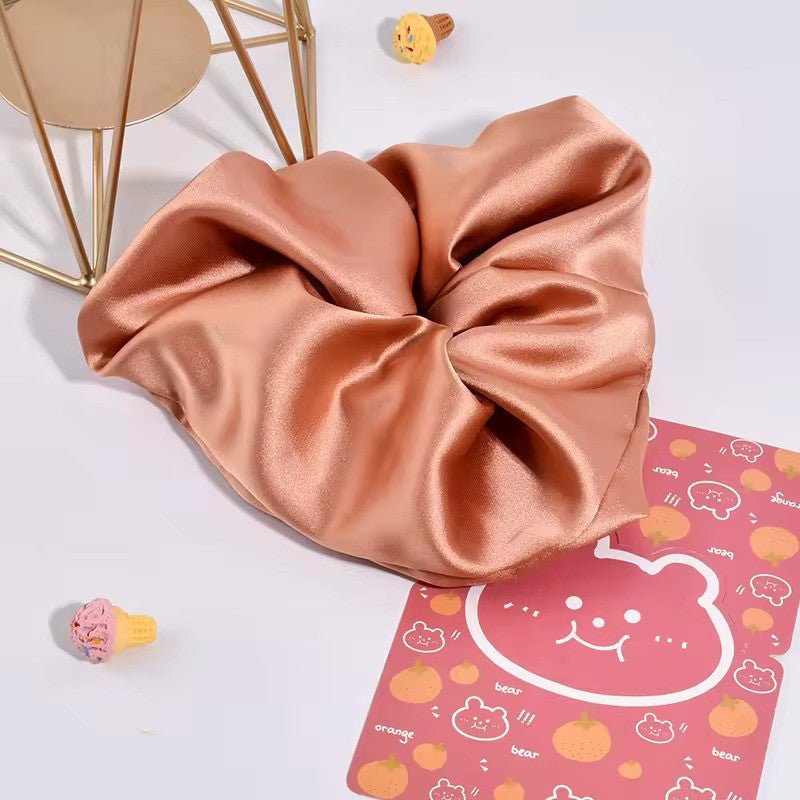 Satino plaukų gumelė orandžinės spalvos, didelė - Plaukuota-gumelės